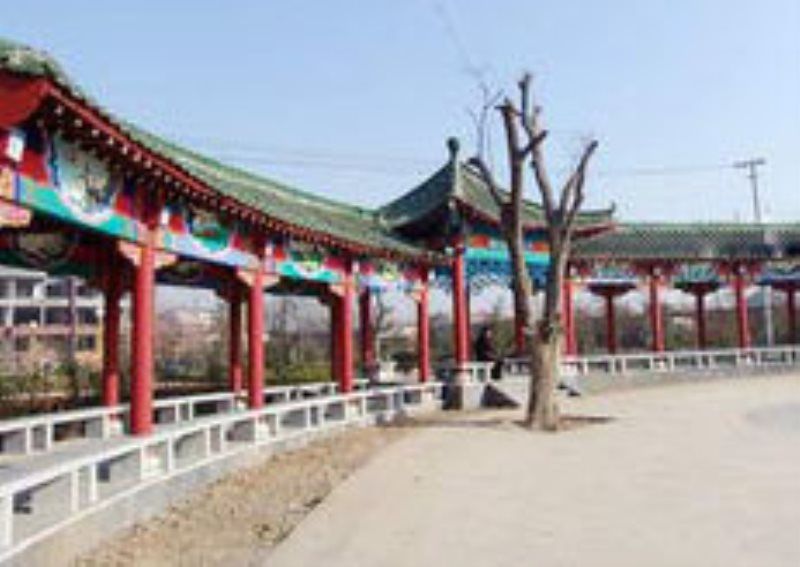 Long Corridor Pavilion